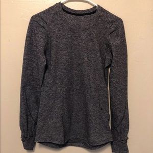 Lululemon gray long sleeve shirt size 6